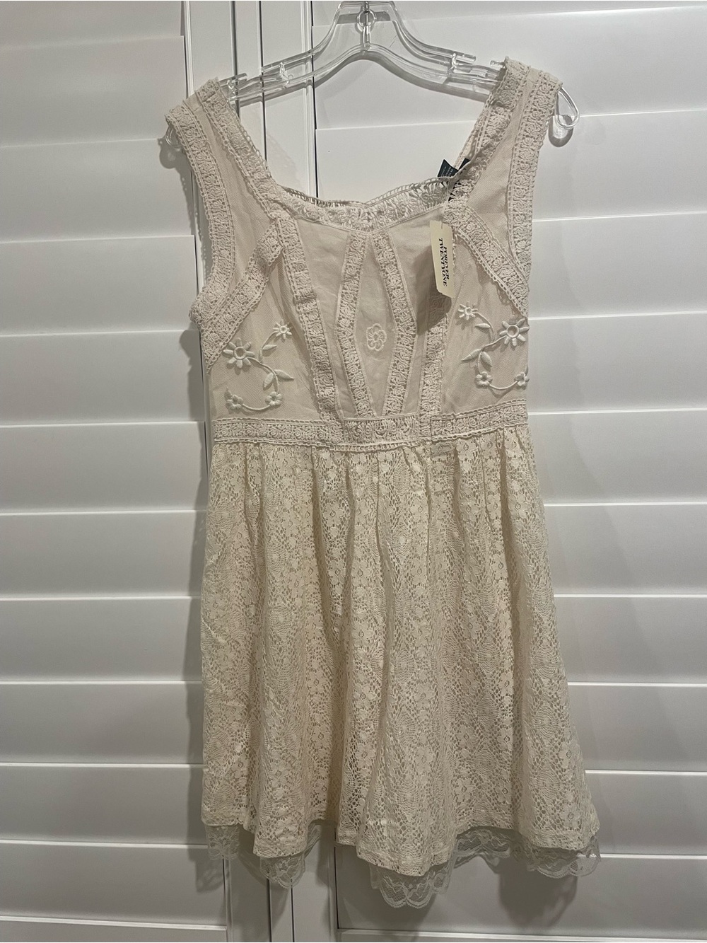 Forever twentyone Cream Lace Sleeveless Dress